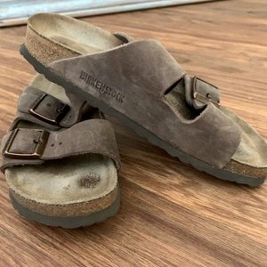 Authentic Birkenstock Arizona sandal; size 36